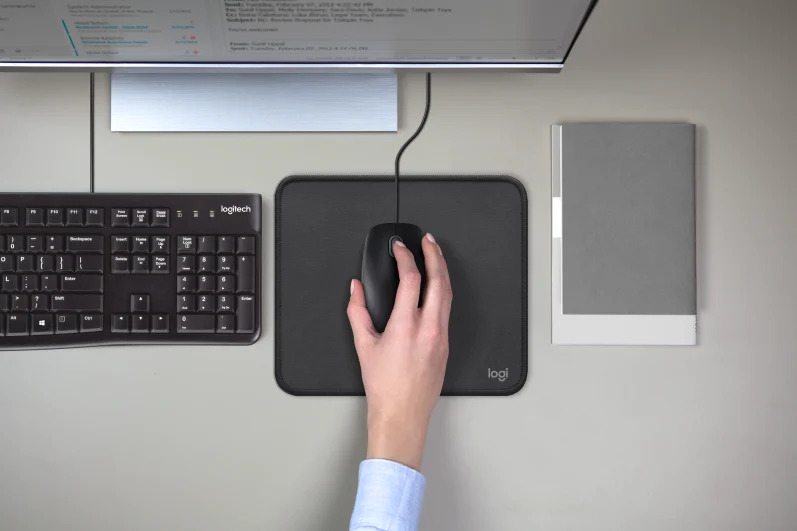 Chuột quang B100 màu đen Chuột quang B100 màu đen